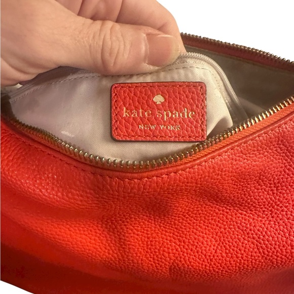 Kate Spade New York
MULBERRY STREET VIVIAN SHOULDER BAG - Picture 12 of 13